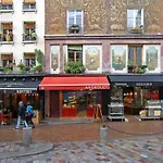 Isaure - Stylish Studio Sorbonne District